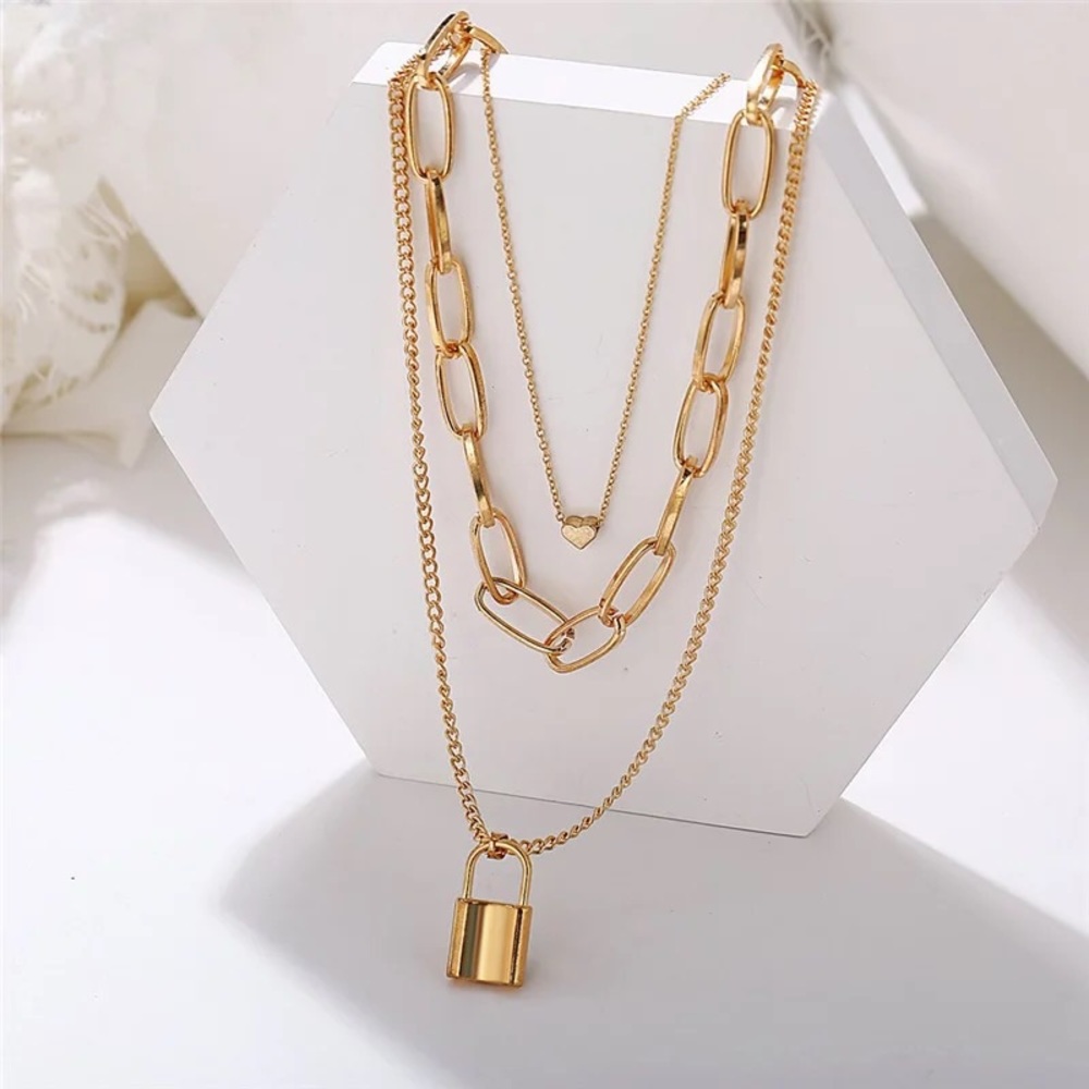 🎉 New Layered Gold Plated Heart & Lock Necklace